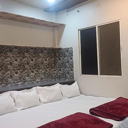Mangaldeep Guest House Ujjain Eksteriør billede